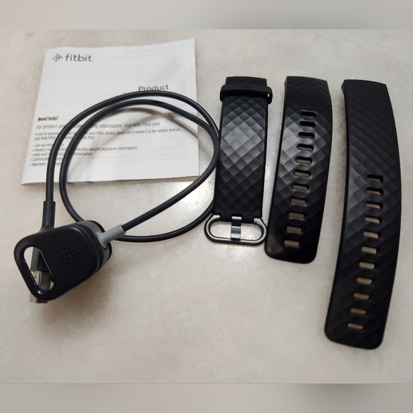 Fitbit Charge 4 Accessories Bundle Charger Charge Cable + Black Strap - Picture 2 of 2